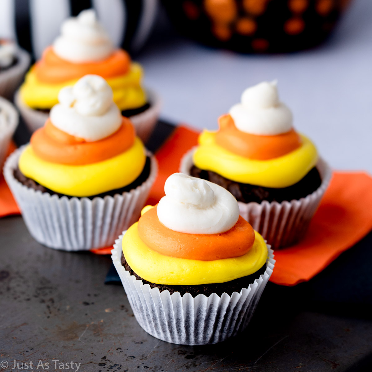 Easy Candy Corn Cupcakes