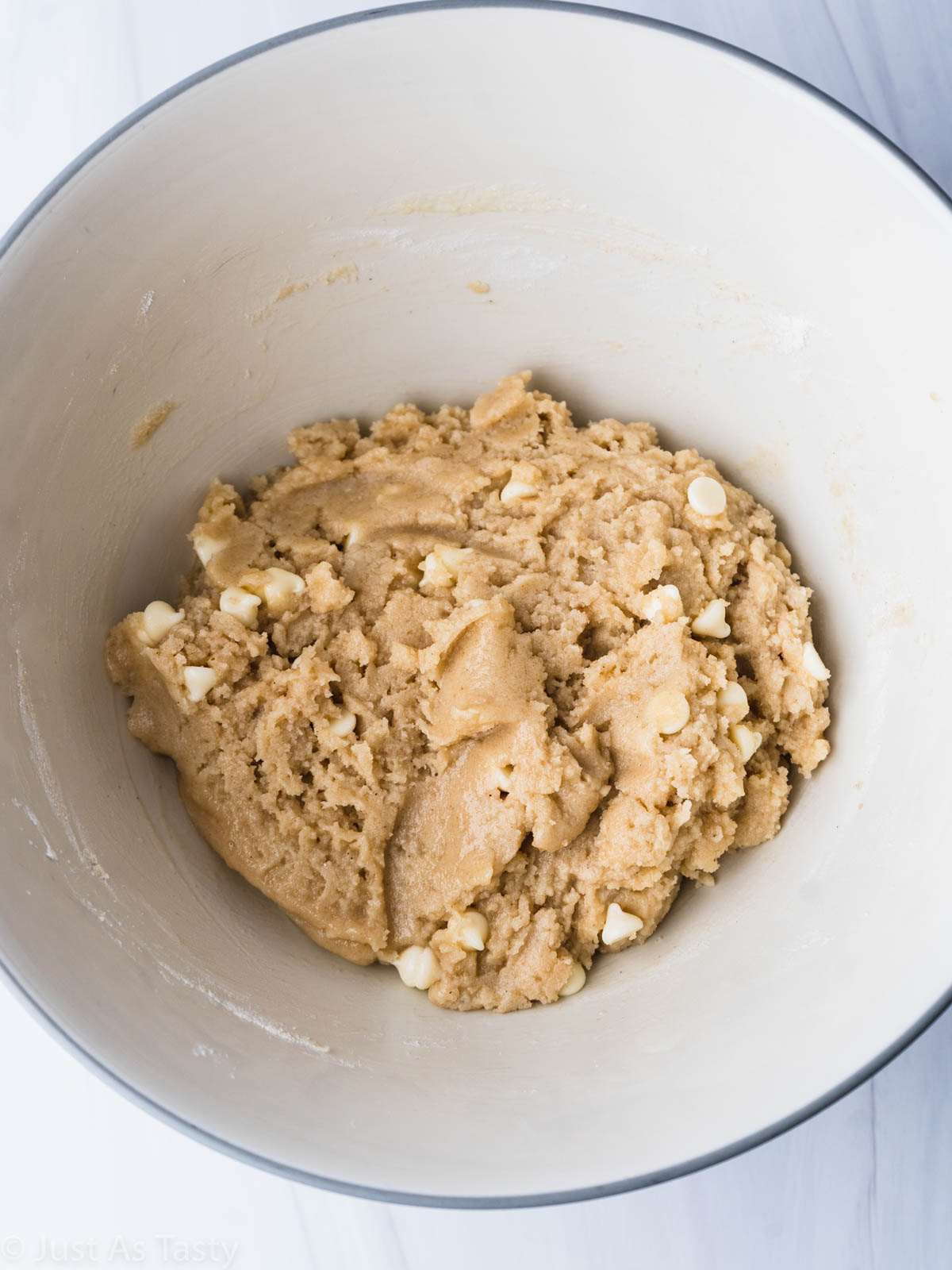 White chocolate brownie batter in a bowl.